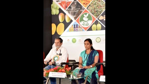 ತೋಟಗಾರಿಕೆ ಮೇಳದಲ್ಲಿ ಅರ್ಥಪೂರ್ಣ ಹೆಣ್ಣು ಮಕ್ಕಳ ವಿಜ್ಞಾನ ದಿನಾಚರಣೆ!