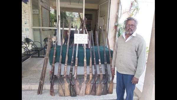 ಕರೋನಾ ಕಷ್ಟ: ಕೋವಿ ತಯಾರಿಸಿ ಅಕ್ರಮ ಮಾರಾಟಕ್ಕೆ ಯತ್ನಿಸಿದ ವ್ಯಕ್ತಿ ಸೆರೆ