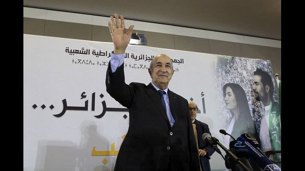 ದಿಢೀರ್ ಕೇಂದ್ರ ಸರ್ಕಾರ ವಿಸರ್ಜನೆ, ‘ಯುವ’ ರಾಜಕೀಯಕ್ಕೆ ಆಹ್ವಾನ..!