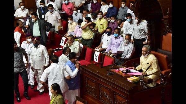 ವಿಧಾನ ಪರಿಷತ್ ನೂತನ ಸಭಾಪತಿಯಾಗಿ ಬಸವರಾಜ್ ಹೊರಟ್ಟಿ ಆಯ್ಕೆ!