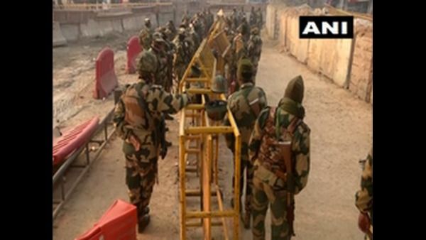 ದೆಹಲಿ ಗಡಿಯಲ್ಲಿ ನಿಯೋಜಿಸಿದ್ದ ಹೆಚ್ಚುವರಿ ಭದ್ರತಾ ಸಿಬ್ಬಂದಿ ವಾಪಸ್