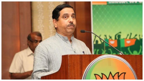 ಕೇರಳದಲ್ಲಿ ಆಶ್ರಯ ಪಡೆದ 'ವಲಸಿಗ ನಾಯಕ' ರಾಹುಲ್ ಗಾಂಧಿ: ಪ್ರಲ್ಹಾದ ಜೋಶಿ