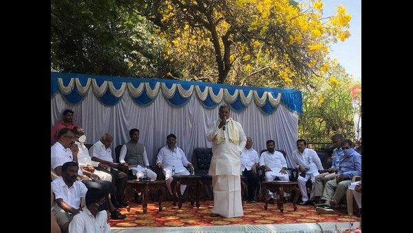 ಹಾಗಾದ್ರೆ ಎಲ್ಲವನ್ನು ಅವನೇ ನಿರ್ಧಾರ ಮಾಡ್ತಾನಾ? ಸಿದ್ದರಾಮಯ್ಯ ಬೇಡವಾ?