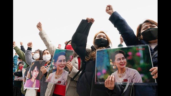 ‘ಆಕೆಗೆ ಸರಿಯಾದ ಶಿಕ್ಷೆಯೇ ಆಗಿದೆ’: ಸೂಕಿ ವಿರುದ್ಧ ರೊಚ್ಚಿಗೆದ್ದ ರೊಹಿಂಗ್ಯಾಗಳು