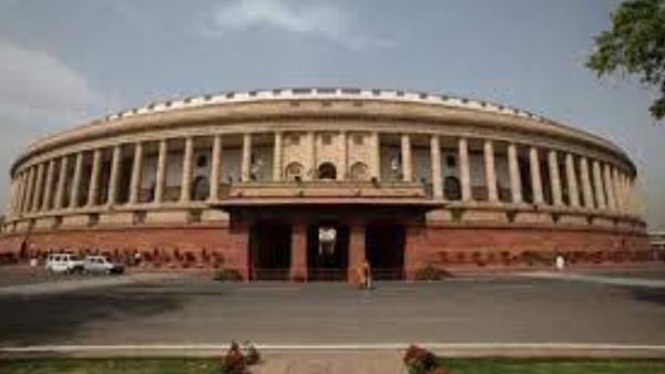 ಬಡವರ ಮೇಲೇಕೆ ತೆರಿಗೆ?: ಲೋಕಸಭೆಯಲ್ಲಿ ತೈಲ ಬೆಲೆ ಏರಿಕೆ ವಿರುದ್ಧ ವಿಪಕ್ಷಗಳ ಆಕ್ರೋಶ