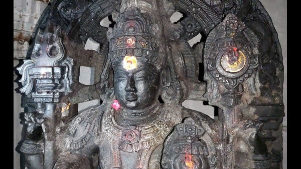 ಚೋಳರ ಕಾಲದ ಹರಿಹರೇಶ್ವರ ದೇಗುಲ ತೆರವಿಗೆ ವಿರೋಧ!