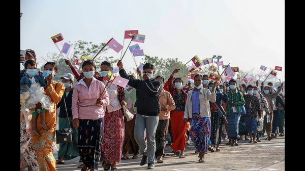 ಮ್ಯಾನ್ಮಾರ್‌ ಅಕ್ಷರಶಃ ನರಕ; 38 ಜನರನ್ನು ಕೊಂದ ಮ್ಯಾನ್ಮಾರ್ ಸೇನೆ!