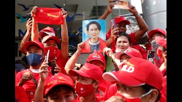 ಸೇನೆ ಗುಂಡಿಗೆ 18 ಜನರು ಬಲಿ, ಕಾದ ಕಬ್ಬಿಣವಾದ ಮ್ಯಾನ್ಮಾರ್!