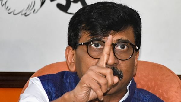 ಪ್ರಜಾಪ್ರಭುತ್ವವನ್ನು ಕೊಲ್ಲಲೂ ಮೋದಿ ಸರ್ಕಾರ ಹಿಂಜರಿಯುವುದಿಲ್ಲ; ಶಿವಸೇನೆ