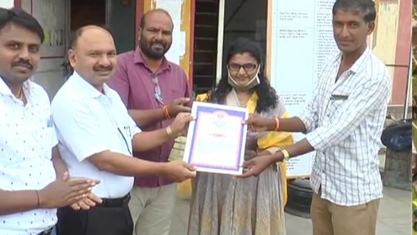 ಚಾಮರಾಜನಗರ: ಒಂದೆಡೆ ಸಾರಿಗೆ ನೌಕರರಿಗೆ ಪ್ರಶಂಸೆ, ಮತ್ತೊಂದೆಡೆ ತರಾಟೆ!