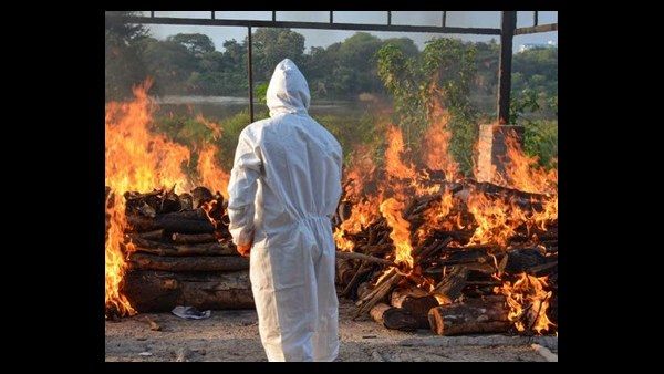 ಯಲಹಂಕದಲ್ಲಿ ತಾತ್ಕಾಲಿಕ ತೆರೆದ ಚಿತಾಗಾರ ನಿರ್ಮಾಣ: ಆರ್ ಅಶೋಕ್