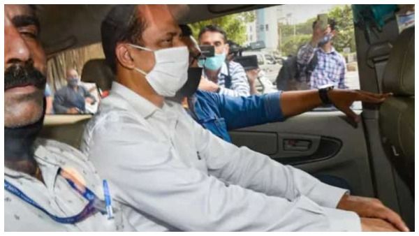 ಅಂಬಾನಿಗೆ ಬಾಂಬ್ ಬೆದರಿಕೆ: ಇನ್ನೂ ಇಬ್ಬರ ಹತ್ಯೆಗೆ ಸಂಚು ರೂಪಿಸಿದ್ದ ಸಚಿನ್ ವಾಜೆ