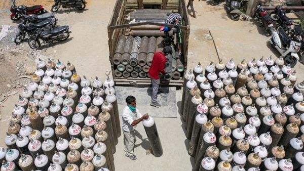 ಉಕ್ಕು ಘಟಕಗಳಿಂದ 4076 ಎಂಟಿ ದ್ರವೀಕೃತ ವೈದ್ಯಕೀಯ ಆಮ್ಲಜನಕ ಪೂರೈಕೆ