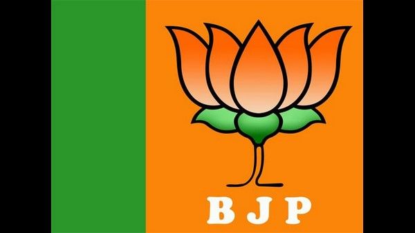 ದೆಹಲಿ ನಾಯಕರ ಮನೆ ಗೇಟ್ ಮುಟ್ಟಿ ಫೋಟೋ ತೆಗಿಸಿಕೊಂಡು ಬರೋದು