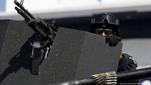 ಮೆಕ್ಸಿಕೋ-ಯುಎಸ್ ಗಡಿಯಲ್ಲಿ ಗುಂಡಿನ ದಾಳಿ, 15 ಮಂದಿ ಮೃತ