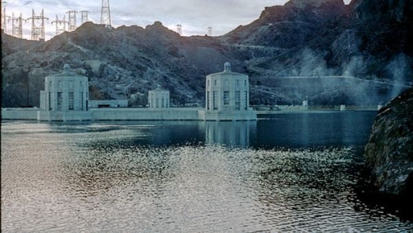 ಅಮೆರಿಕದಲ್ಲಿ ಭೀಕರ ಬರಗಾಲ! ಹನಿ ಹನಿ ನೀರಿಗೂ ಪರದಾಡುವ ಪರಿಸ್ಥಿತಿ!