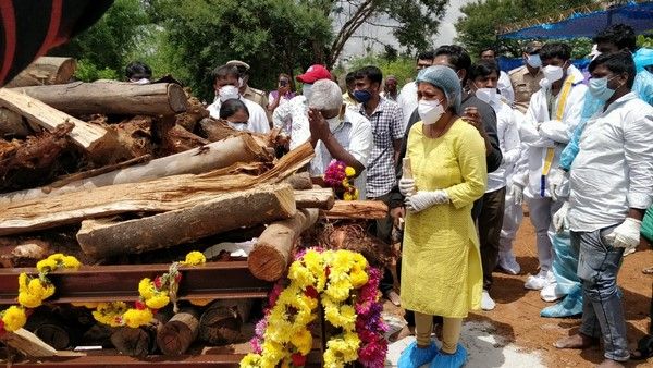 ಕಲಾಗ್ರಾಮದಲ್ಲಿ ಕವಿ ಸಿದ್ದಲಿಂಗಯ್ಯ ಅಂತಿಮ ಯಾನ