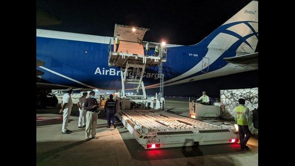 ರಷ್ಯಾದಿಂದ ಹೈದ್ರಾಬಾದಿಗೆ ಬಂತು 30 ಲಕ್ಷ ಡೋಸ್ ಸ್ಪುಟ್ನಿಕ್-ವಿ ಲಸಿಕೆ