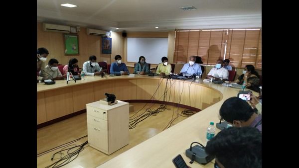 ಫೇಲ್ ಮಾಡದ ಮೇಲೆ ಎಸ್ಎಸ್ಎಲ್ ಸಿ ಪರೀಕ್ಷೆ ಯಾಕೆ ಶಿಕ್ಷಣ ಸಚಿವರೇ ?