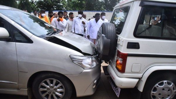 Breaking News: ಸಿಎಂ ಬೊಮ್ಮಾಯಿ ಬೆಂಗಾವಲು ವಾಹನಕ್ಕೆ ಶಿವರಾಮ್ ಹೆಬ್ಬಾರ್ ಕಾರು ಡಿಕ್ಕಿ