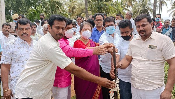 ಗ್ರಾಮೀಣ ಭಾಗದಲ್ಲಿ ಶುದ್ಧ ಕುಡಿಯುವ ನೀರಿನ ಘಟಕ ನಿರ್ಮಾಣ: ಅನಿತಾ ಕುಮಾರಸ್ವಾಮಿ
