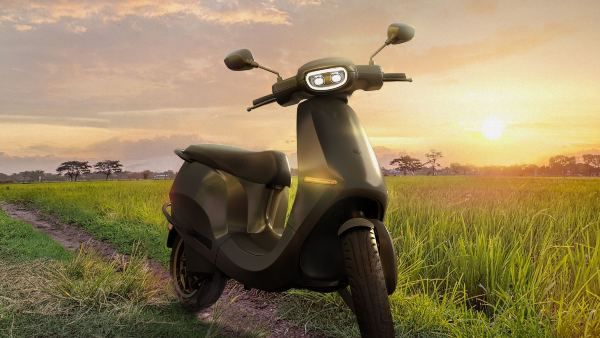 ಬಹು ನಿರೀಕ್ಷಿತ ಓಲಾ ಸ್ಕೂಟರ್ 10 ವಿಶಿಷ್ಟ ಬಣ್ಣಗಳಲ್ಲಿ ಮಾರುಕಟ್ಟೆಗೆ