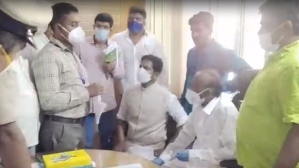 ಹೊಸಕೋಟೆ ವ್ಯಾಪ್ತಿ ಕಾರ್ಯಕ್ರಮದಲ್ಲಿ ಶಾಸಕ ಶರತ್ ಬಚ್ಚೇಗೌಡರಿಗೆ ಆಹ್ವಾನವಿಲ್ಲ