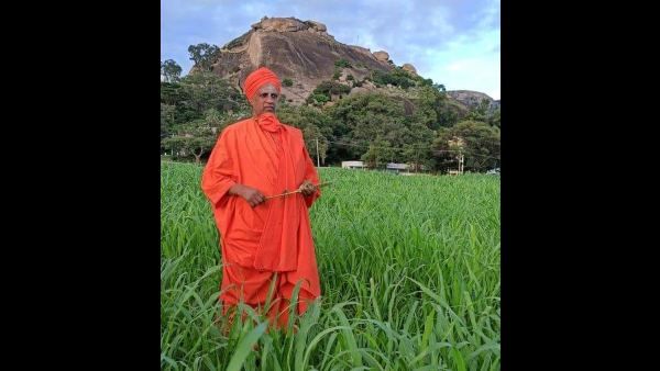 ಸಿದ್ಧಲಿಂಗ ಸ್ವಾಮಿಗಳಿಗೆ ಜನ್ಮದಿನದ ಭಕ್ತಿಪೂರ್ವಕ ಶುಭಾಶಯಗಳು