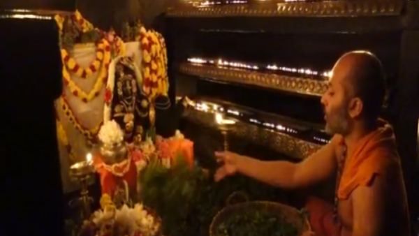 ಉಡುಪಿಯಲ್ಲಿ ಕೊರೊನಾ ನಿಯಮದ ನಡುವೆ ಕೃಷ್ಣ ಜನ್ಮಾಷ್ಟಮಿಯ ಸಂಭ್ರಮ
