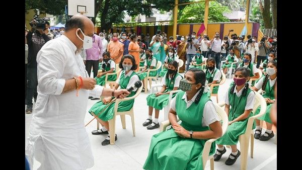 ಶಾಲೆ ಆರಂಭದ ಮೊದಲ ದಿನ ಸಿಎಂ ಬಸವರಾಜ ಬೊಮ್ಮಾಯಿಗೆ ಮಕ್ಕಳು ಹೇಳಿದ್ದೇನು?