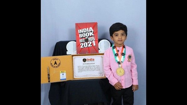 ಎರಡೂವರೆ ವರ್ಷದ ಬಾಲಕನ ಜ್ಞಾಪಕ ಶಕ್ತಿ ಅಪಾರ: ಇಂಡಿಯಾ ಬುಕ್ ಆಫ್ ರೆಕಾರ್ಡ್ ಸೇರಿದ ಪೋರ