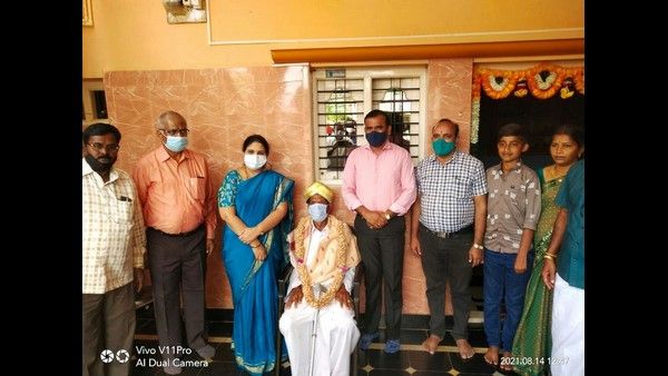 ಚಿತ್ರದುರ್ಗ ಜಿಲ್ಲಾಡಳಿತದಿಂದ ಸ್ವಾತಂತ್ರ್ಯ ಹೋರಾಟಗಾರರಿಗೆ ಸನ್ಮಾನ