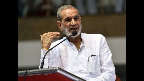 ಸಿಂಗ್ ದಂಗೆ ಅಪರಾಧಿ ಸಜ್ಜನ್‌ಗೆ ಜಾಮೀನು, ಸಿಬಿಐಗೆ ಸುಪ್ರೀಂ ನೋಟಿಸ್