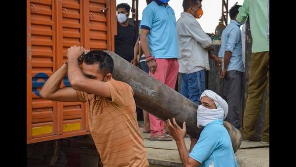 ಭಾರತದಲ್ಲಿ ಕೊವಿಡ್-19 ಮೂರನೇ ಅಲೆ ನಿರ್ವಹಣೆಗೆ 3,631 ಆಕ್ಸಿಜನ್ ಘಟಕ