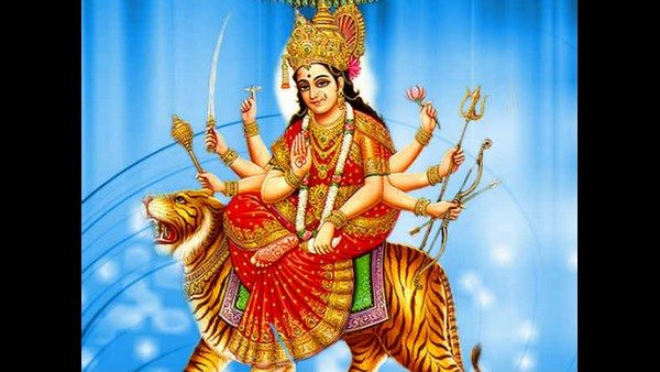 ಕರ್ನಾಟಕದಲ್ಲಿ ನಾಡಹಬ್ಬದ ಸಂಭ್ರಮ ಸಡಗರ ಆರಂಭ 