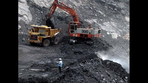 ದುರ್ಗಾ ಪೂಜೆ ಅವಧಿಯಲ್ಲಿ ವಿದ್ಯುತ್ ಸ್ಥಾವರಗಳಿಗೆ ಕಲ್ಲಿದ್ದಲು ಪೂರೈಕೆ ಹೆಚ್ಚಿಸಿ: ಕೇಂದ್ರ