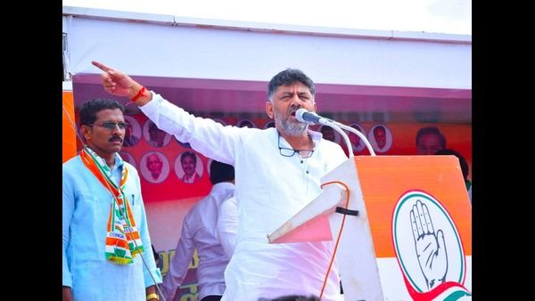 ರಂಗೇರಿದ ಉಪ ಚುನಾವಣೆ ಪ್ರಚಾರ: ಹಾನಗಲ್‌ನಲ್ಲಿ ಡಿಕೆ ಶಿವಕುಮಾರ್ ಭರ್ಜರಿ ಮತಬೇಟೆ