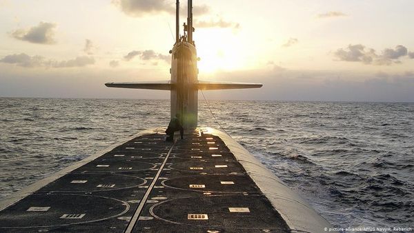 ನ್ಯೂಕ್ಲಿಯರ್ ಜಲಾಂತರ್ಗಾಮಿ ನೌಕೆಗಳ ಮಾಹಿತಿ ರವಾನೆ: ಇಬ್ಬರ ಬಂಧನ