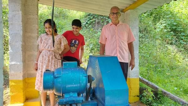 17 ವರ್ಷಗಳಿಂದ ವಿದ್ಯುತ್‌ನಲ್ಲಿ ಆತ್ಮನಿರ್ಭರತೆ ಸಾಧಿಸಿದ ಪುತ್ತೂರಿನ ಕೃಷಿಕ