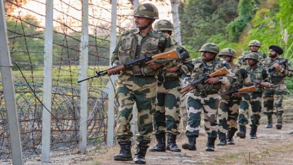 ಉಗ್ರರಿಗೆ ಚುರುಕು: ಜಮ್ಮು ಕಾಶ್ಮೀರಕ್ಕೆ 25 ತುಕಡಿ ಹೆಚ್ಚುವರಿ ಸೈನ್ಯ ರವಾನೆ