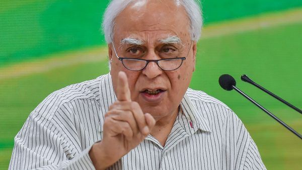 ಪಂಜಾಬ್ ಕಾಂಗ್ರೆಸ್ ಬಿಕ್ಕಟ್ಟು; ಕಪಿಲ್‌ಗೆ ನಾಯಕರ ಬೆಂಬಲ