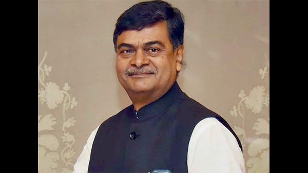 ಹಂಚಿಕೆಯಾಗದ ವಿದ್ಯುತ್ ಬಳಸಿ, ಗ್ರಾಹಕರ ಹೊರೆ ತಗ್ಗಿಸಿ: ರಾಜ್ಯಗಳಿಗೆ ಸೂಚನೆ