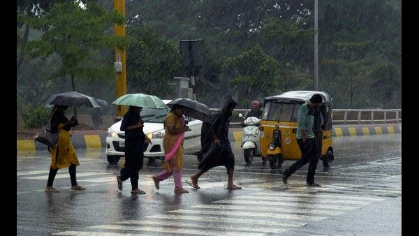 ಆಂಧ್ರ ಪ್ರದೇಶದಲ್ಲಿ ಮಳೆಗೆ 35 ಬಲಿ, ನೆಲ್ಲೂರಿನ 30 ಗ್ರಾಮಗಳು ಜಲಾವೃತ