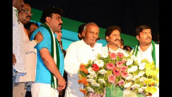 ಉಪ ಚುನಾವಣೆಯಲ್ಲಿ ಮುಸ್ಲಿಂ ಅಭ್ಯರ್ಥಿಗಳನ್ನು JDS ಕಣಕ್ಕಿಳಿಸಿದ್ಯಾಕೆ? ದೇವೇಗೌಡರು ಕೊಟ್ಟ ಕಾರಣ!