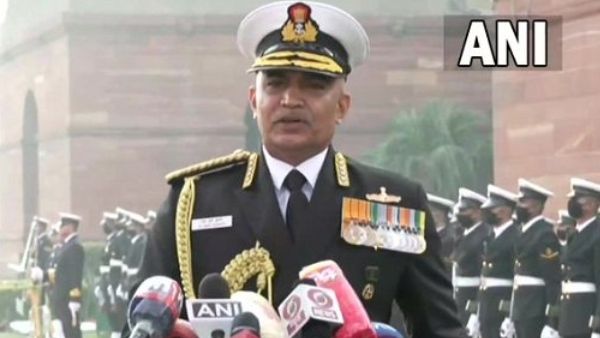 ನೌಕಾಪಡೆಯ ನೂತನ ಮುಖ್ಯಸ್ಥರಾಗಿ ಅಡ್ಮಿರಲ್ ಹರಿಕುಮಾರ್ ಅಧಿಕಾರ ಸ್ವೀಕಾರ