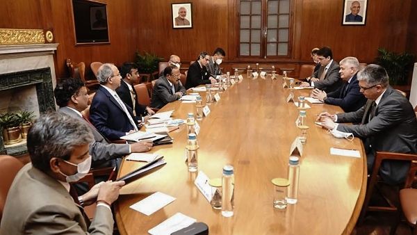 ತಾಲಿಬಾನ್ ಮೊದಲು ಅಫ್ಘಾನಿಸ್ತಾನದಲ್ಲಿ ಮನ್ನಣೆ ಪಡೆದುಕೊಳ್ಳಲಿ: NSA ನಾಯಕರ ಚರ್ಚೆ