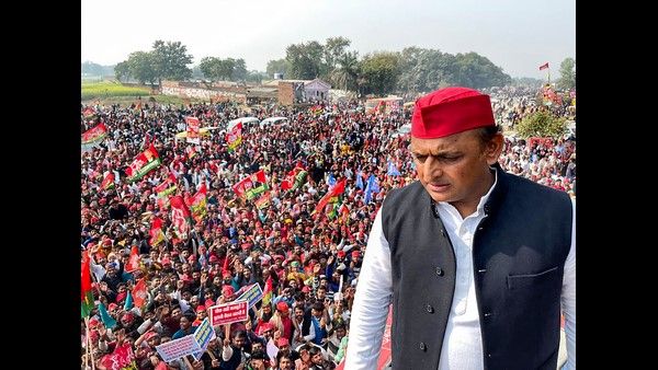 ಯೋಗಿ ಆದಿತ್ಯನಾಥ್ ವಿರುದ್ಧ ಯಾದವ್‌ರ ಮೂರು ಹಂತದ ತಂತ್ರ