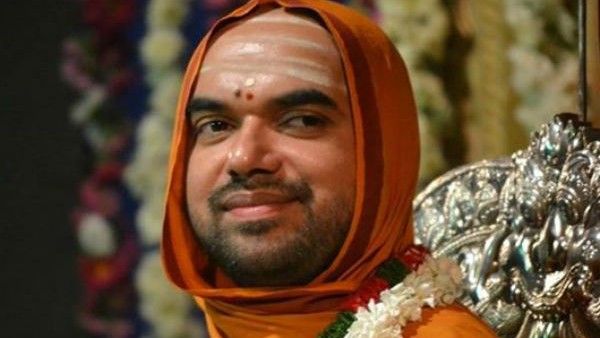 ರಾಘವೇಶ್ವರ ಭಾರತೀ ಶ್ರೀ ವಿರುದ್ಧ ಸಲ್ಲಿಸಿದ್ದ ತೀರ್ಪು ಮರುಪರಿಶೀಲನೆ ಅರ್ಜಿ ವಜಾ