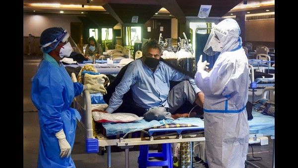 ಓಮಿಕ್ರಾನ್ ಅಂಟಿದರೆ ಮನೆಯಲ್ಲೇ ಚಿಕಿತ್ಸೆ: ಹೀಗಿದೆ ವಿಧಾನ