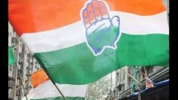 11 ಸೀಟು ಗೆದ್ದರೂ ಕಾಂಗ್ರೆಸ್ ನಲ್ಲಿ ಆಂತರಿಕ ಕೊತಕೊತ ಬೂದಿಮುಚ್ಚಿದ ಕೆಂಡ!